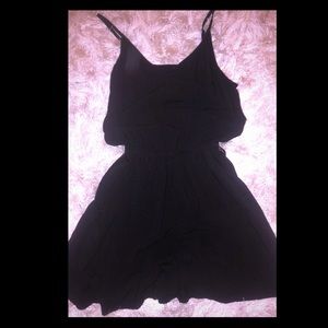 Casual black romper.